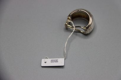 CHANEL. Paire de clips en argent (925).