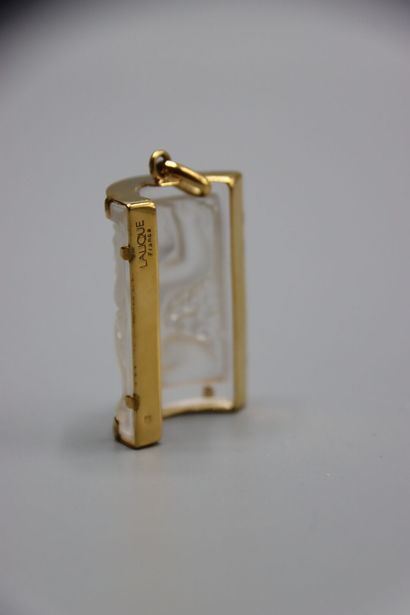LALIQUE - Marie-Claude LALIQUE. Pendentif...