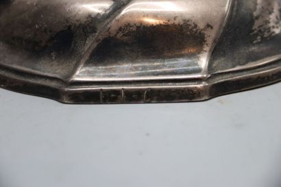 Paire de bougeoirs en argent, fût à godrons,...
