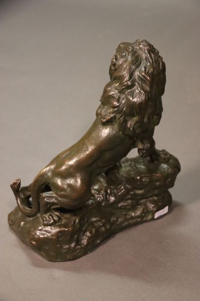 Thomas CARTIER (1879-1943) : Lion rugissant,...