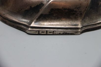 Paire de bougeoirs en argent, fût à godrons,...