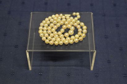 Collier de perles de culture en chute. Longueur:...
