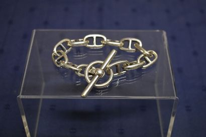 Attribué à Hermes. Bracelet en argent. Longueur:20cm,...