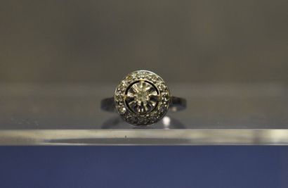 Bague entourage diamant/diamants en platine,...