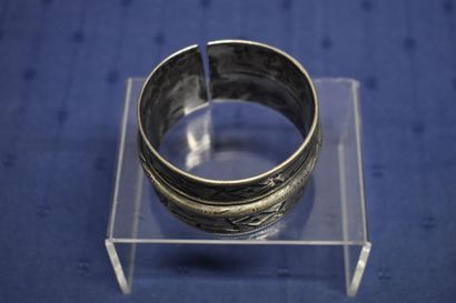 Un bracelet en argent berbère, début du XXe...