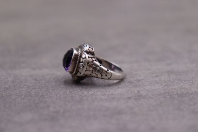 Bague argent pierre violette briolette. TDD:...