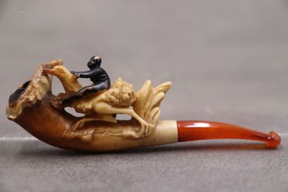 Réunion de deux pipes en écume de mer et...