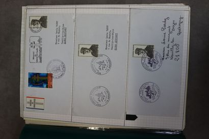 Réunion d'albums de timbres De Gaulle, Bourgogne...En...