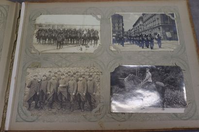 Un album de 355 cartes postales sur le thème...
