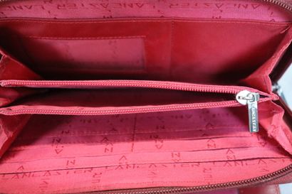 Réunion de pochettes, porte-documents, porte-cartes,...