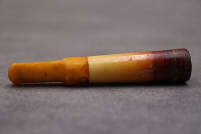 Réunion de deux fume cigarette en écume de...