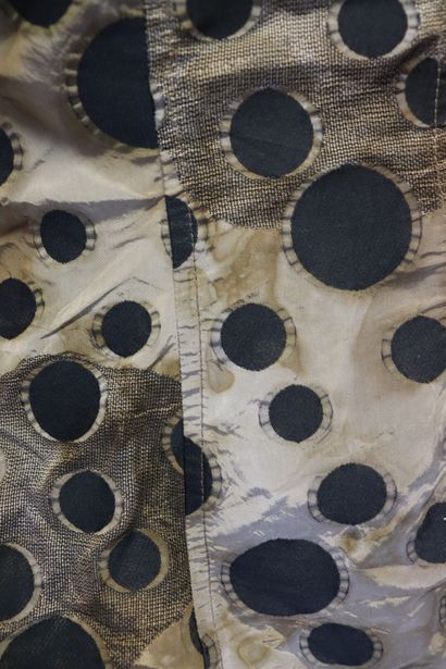 MADELEINE. Pour femme, Réunion d'une veste...