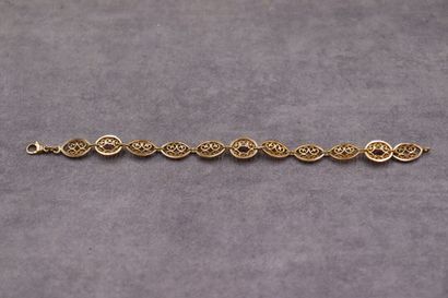 Bracelet plaqué or maille ancienne une améthyste....