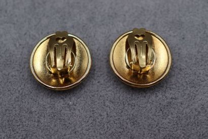 HERMES. Paire de clips à décor 