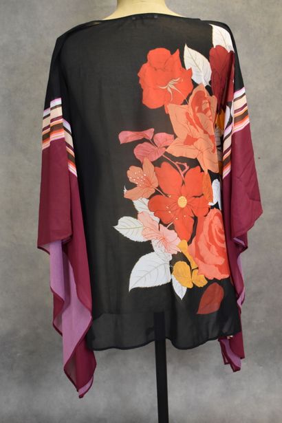 FERAUD Paris. Tunique type poncho en mousseline...