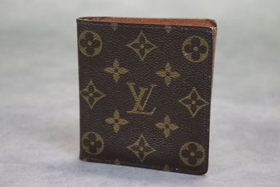LOUIS VUITTON / CARTIER. Réunion de deux...