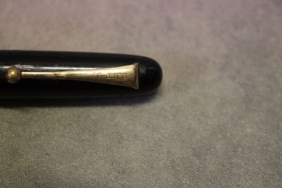 Dunhill NAMIKI. Stylo plume modèle empereur,...