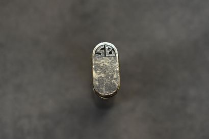 CARTIER. Briquet en acier avec monogramme...