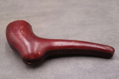 Une pipe en écume de mer avec son écrin....