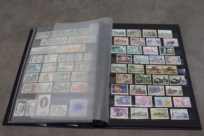 Collection de timbres français et suisses...
