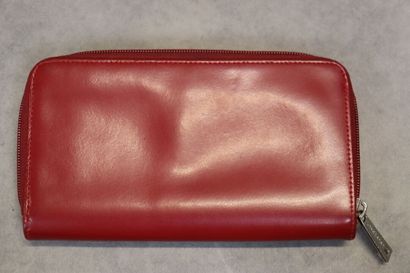 Réunion de pochettes, porte-documents, porte-cartes,...