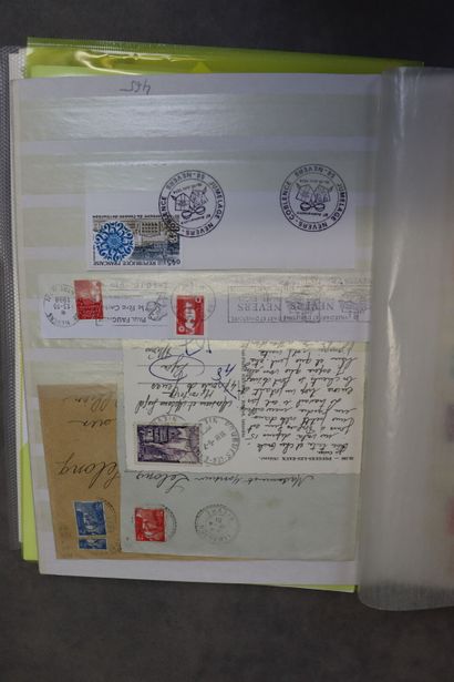 Réunion d'albums de timbres De Gaulle, Bourgogne...En...
