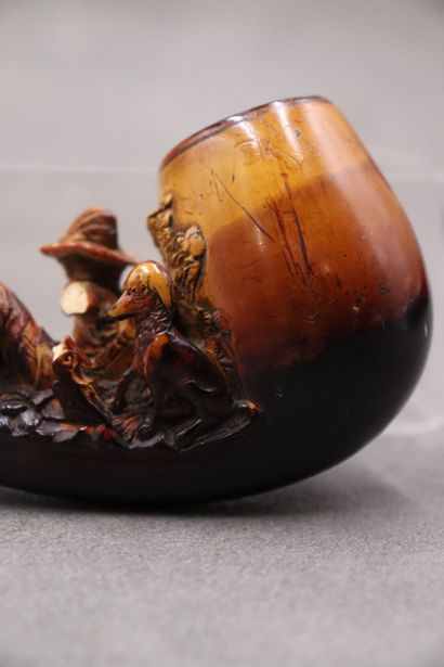Une pipe en écume de mer à décor d'un homme...