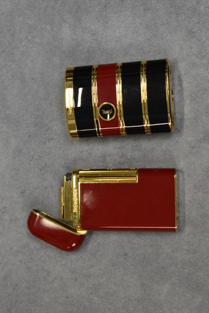 Yves Saint Laurent. Réunion de deux briquets...