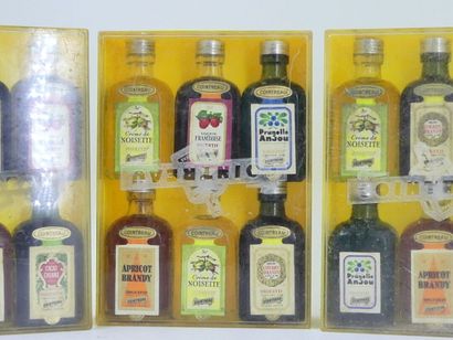 LOT 5 BOITE DE MIGNONETTE COINTREAU