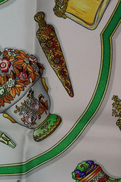 HERMES. Modèle Qu'importe le flacon pourvu...