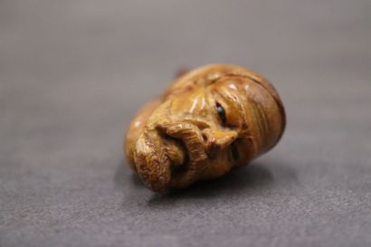Réunion de deux pipes en écume de mer figurant...