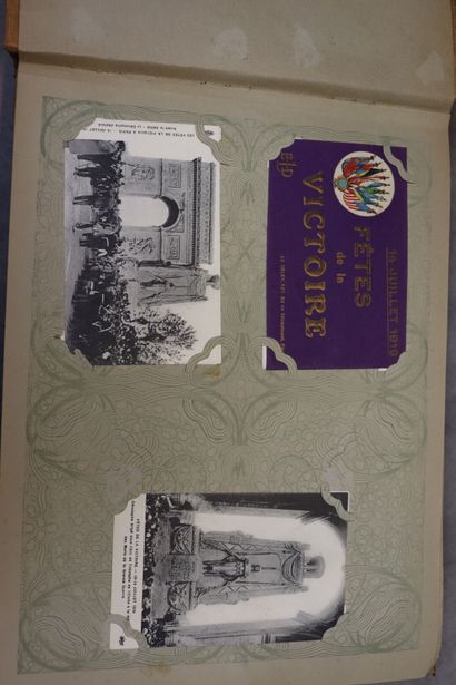 Un album de 355 cartes postales sur le thème...