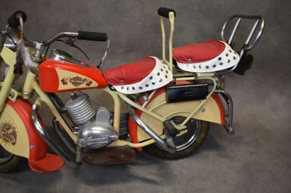 Petite moto pour enfant à deux places avec...