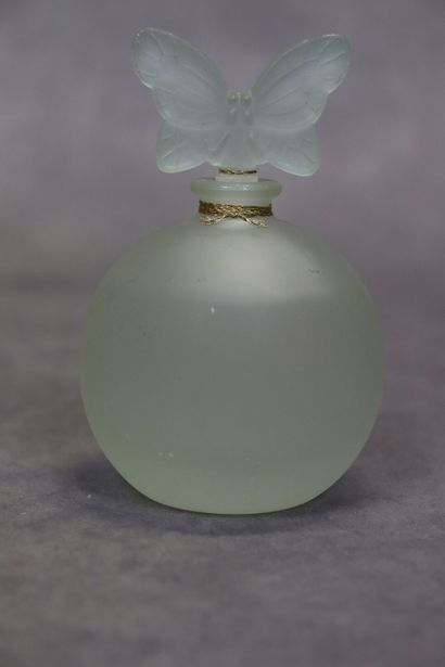Annick GOUTAL. 