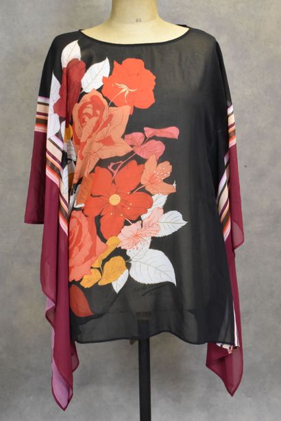 FERAUD Paris. Tunique type poncho en mousseline...
