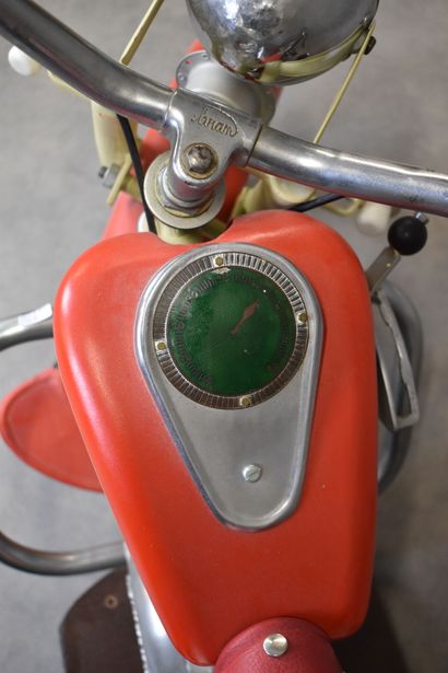 Petite moto pour enfant à deux places avec...