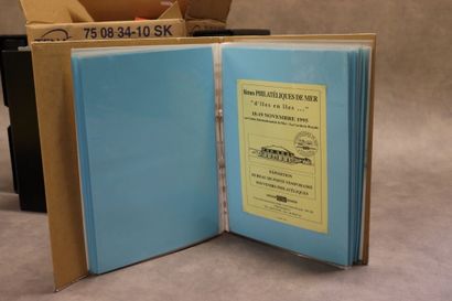 Réunion de divers albums de timbres étrangers,...