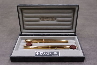 PARKER Duofold. Coffret comprenant un stylo...