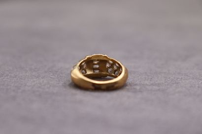 Bague plaqué or et strass abimée TDD: 54...