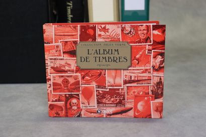 Réunion de divers albums de timbres étrangers,...