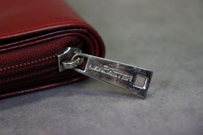 Réunion de pochettes, porte-documents, porte-cartes,...