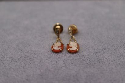 Boucles d'oreilles camées avec monture en...