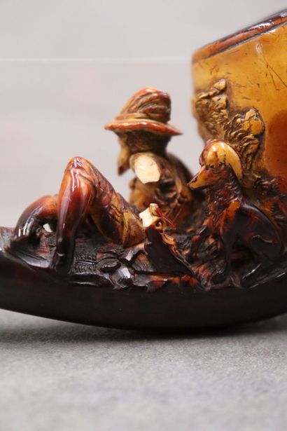 Une pipe en écume de mer à décor d'un homme...