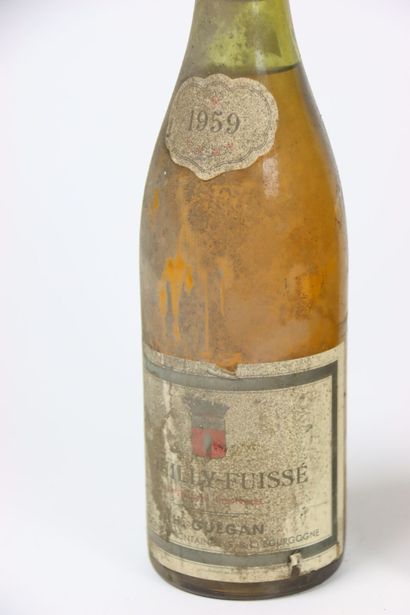 3 POUILLY-FUISSE
Lot of 3 bottles of POUILLY-FUISSE....