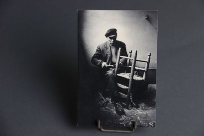 975 cartes postales sur le thème de PARIS
Ensemble...