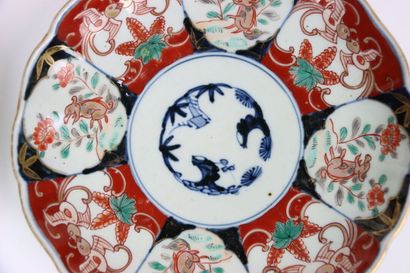 JAPAN. Meeting of four plates and a poly-lobed...