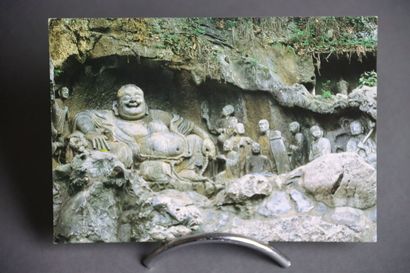 1100 cartes postales sur le thème de l'Asie
Ensemble...