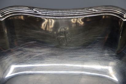 AGRENTERIE. Cup in silver. Monogram. Fillets...