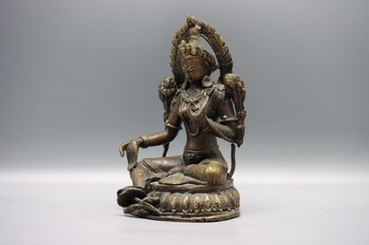 ASIA (INDIA) : Statuette of a Divinity in...