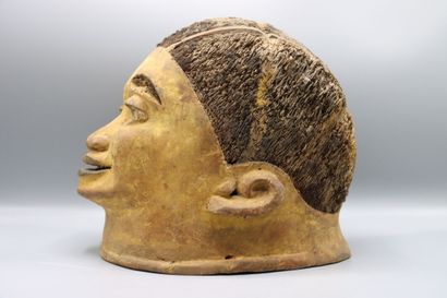 AFRICA (TANZANIA): Mapico helmet mask in...
